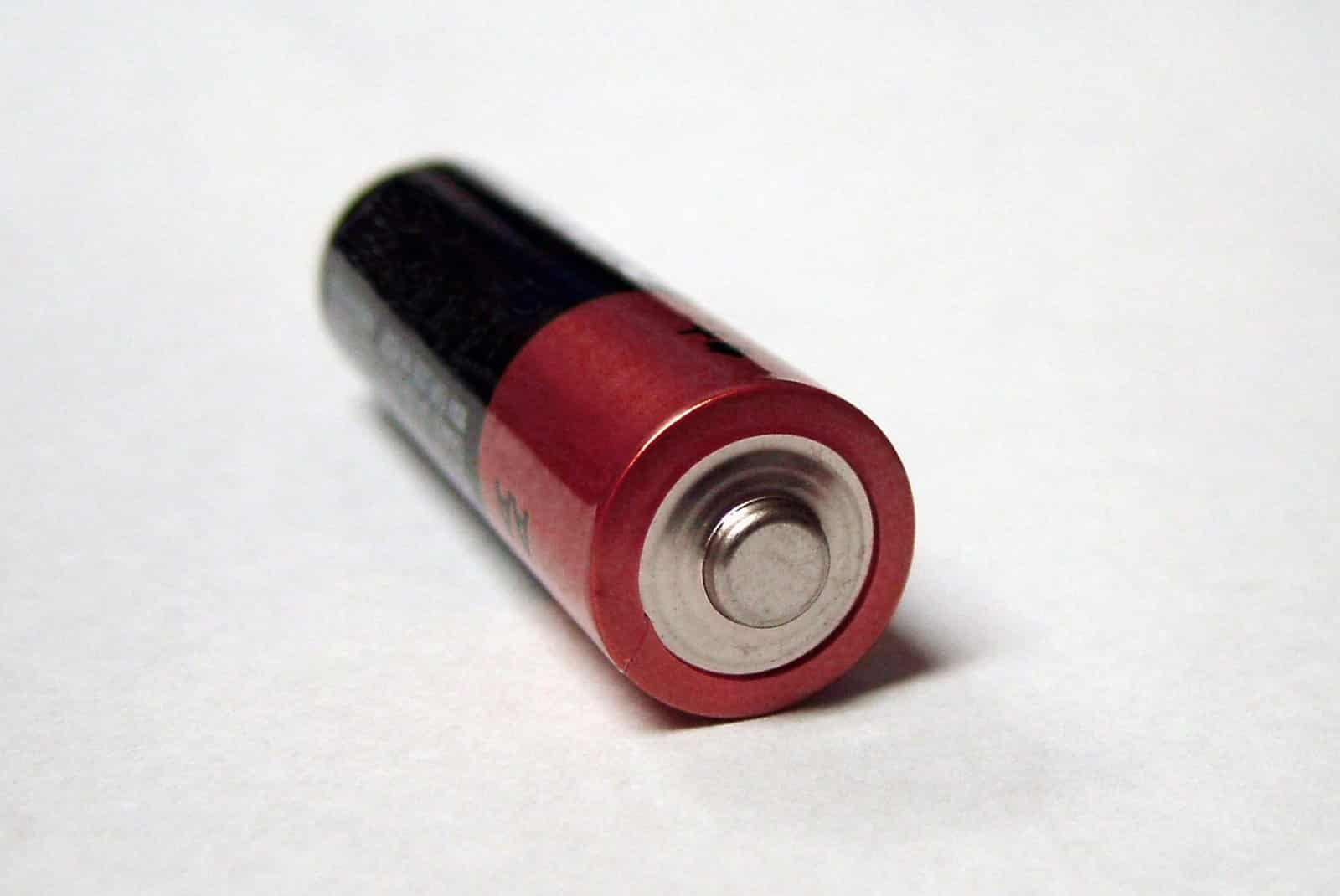 AA battery