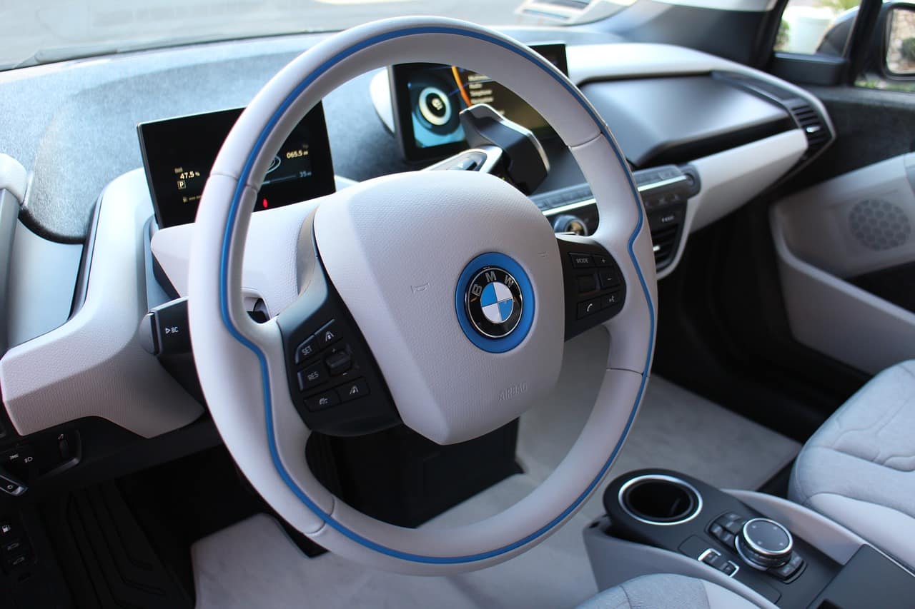 how much does a new bmw i3 battery cost