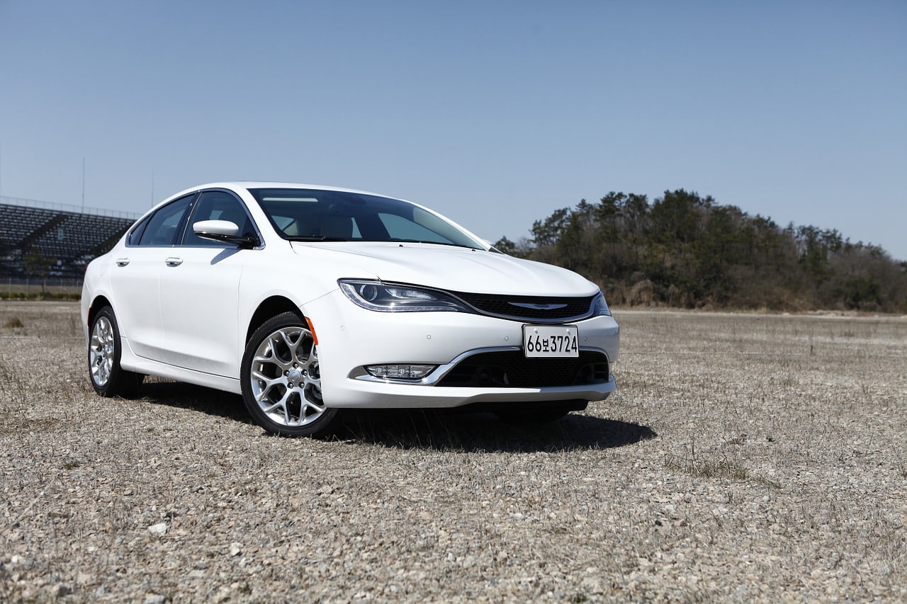 How To Replace The Battery In A Chrysler 200? Battery Tools