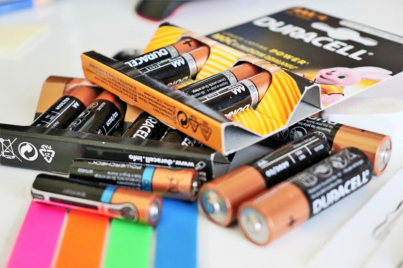 Best Duracell Batteries (2022) Reviews & Comparison Battery Tools