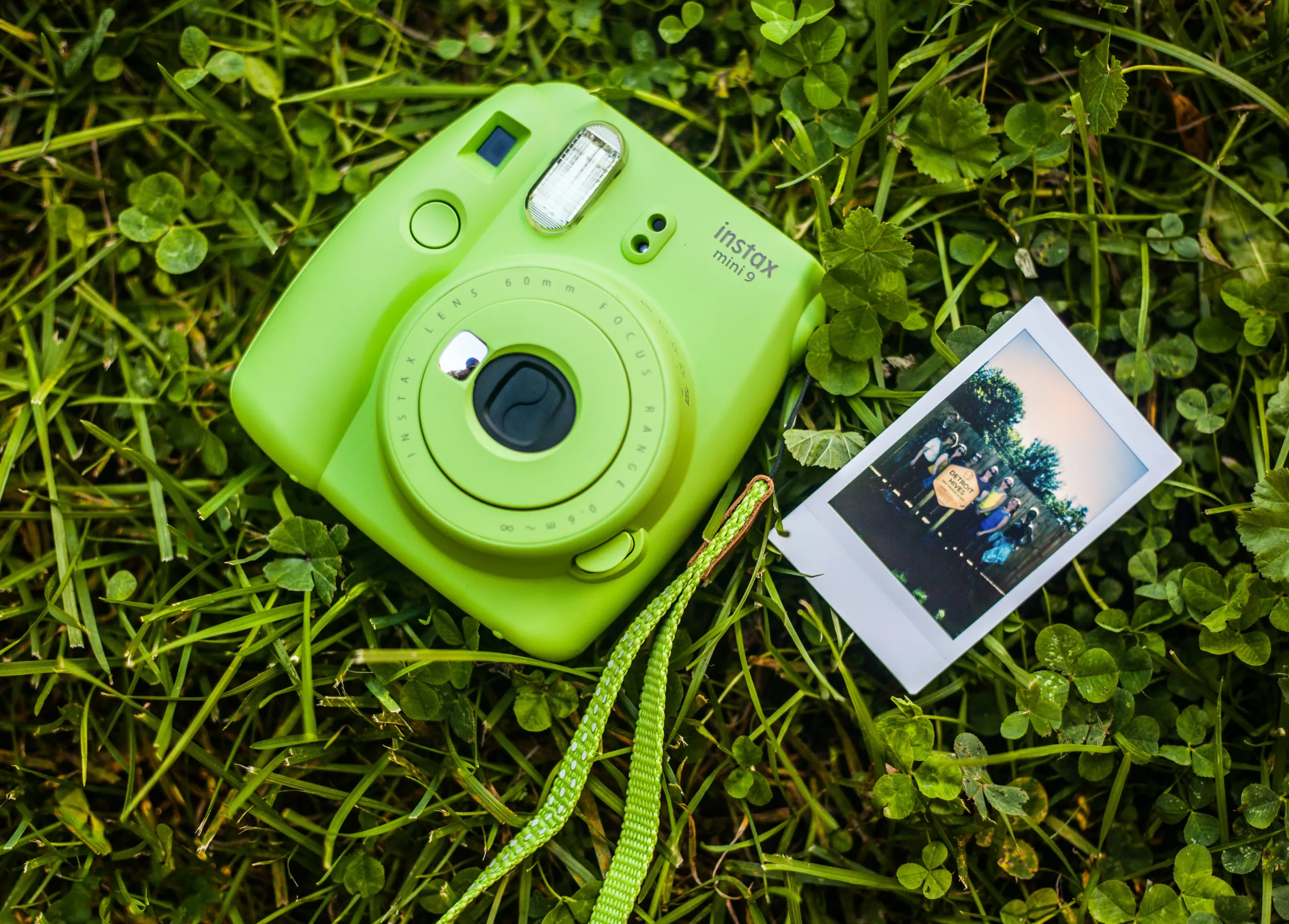 What Batteries Does Instax Mini 9 Use?
