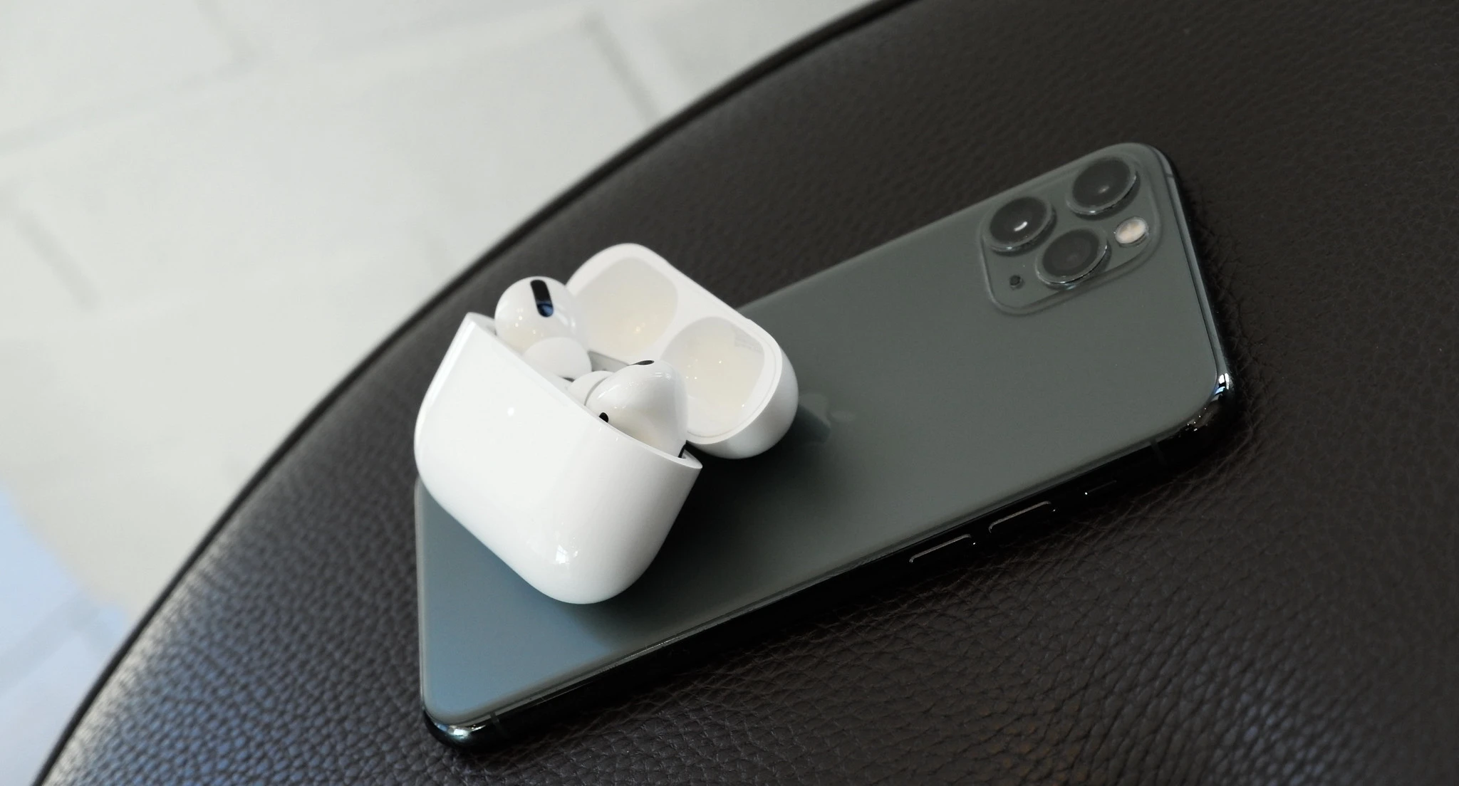 airpods on iphone