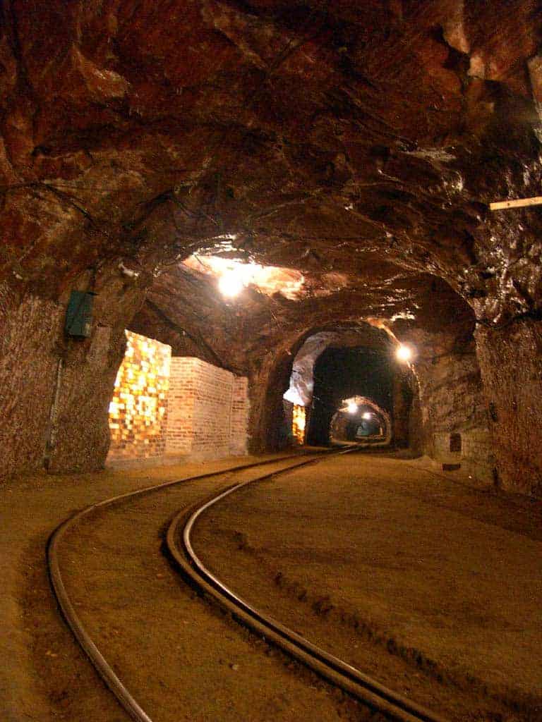 battery to light mines