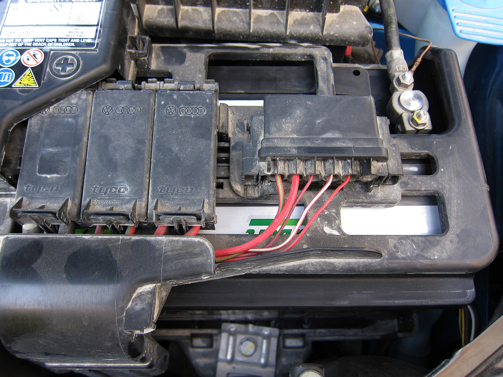 How to Fix a Dead Cell in a Car Battery?