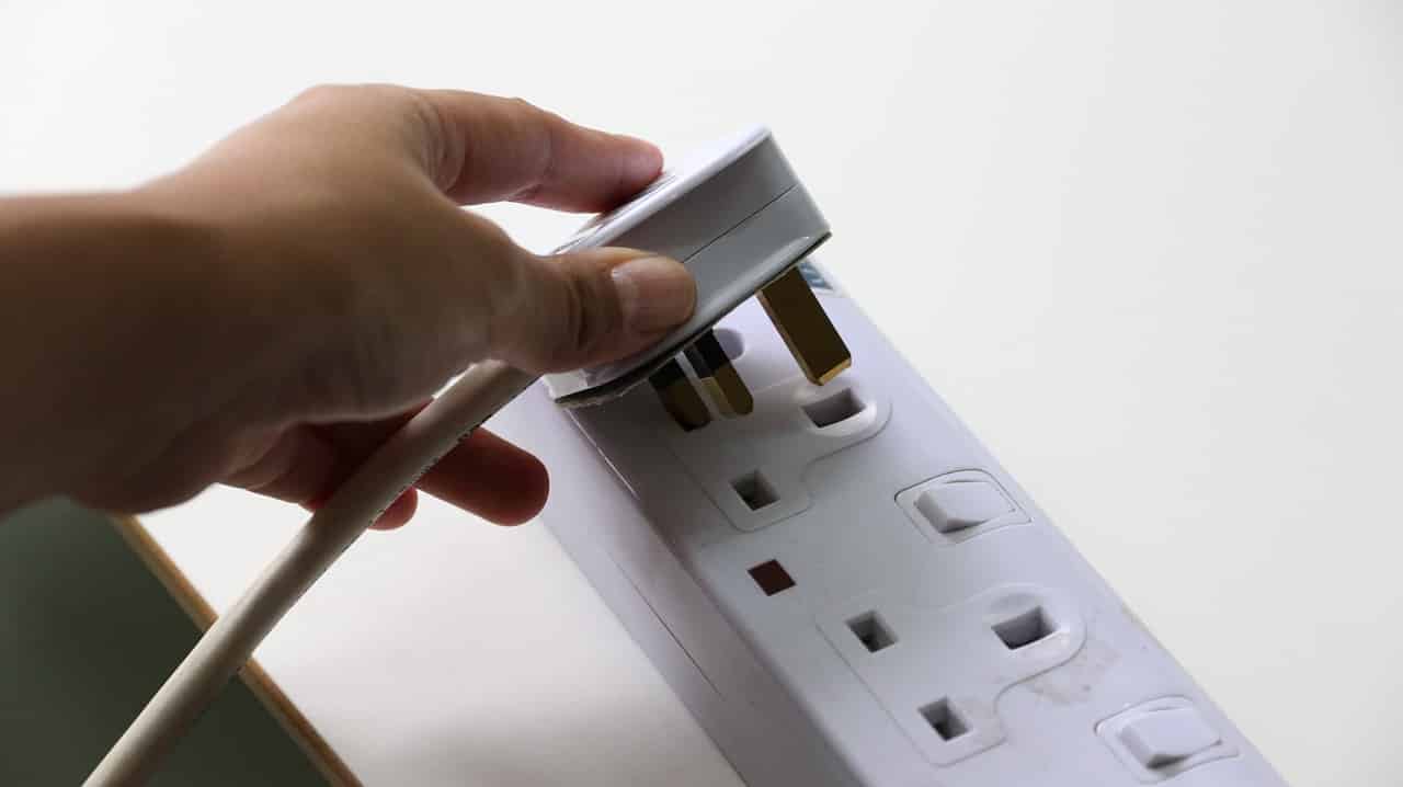 Can You Use An Extension Cord With A Battery Tender? Battery Tools