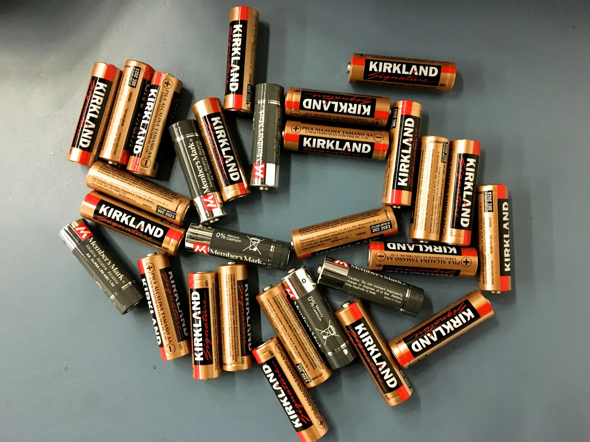 kirkland alkaline battery