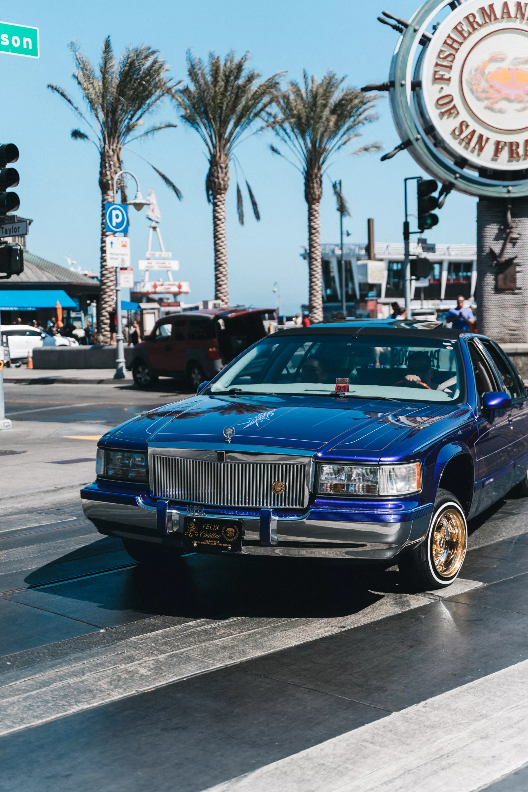 How Do You Charge a Lowrider Battery?