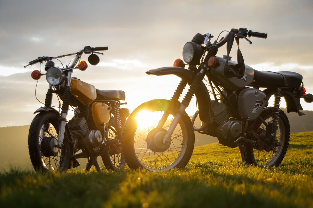 How To Disconnect A Motorcycle Battery Battery Tools