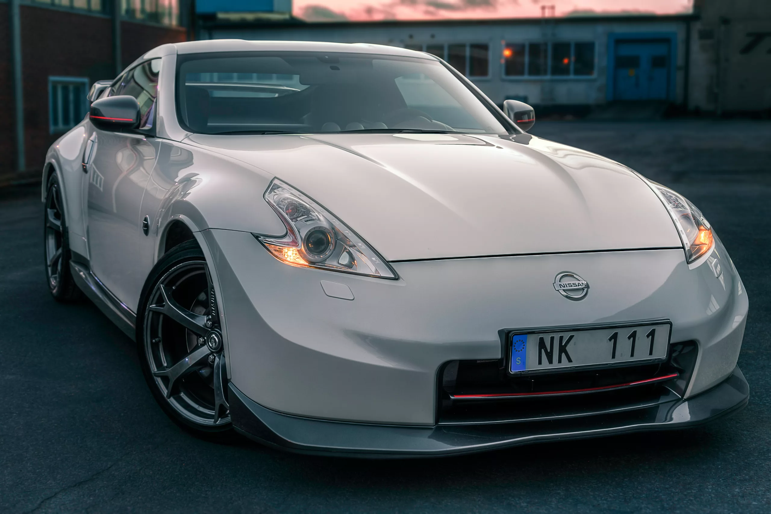 Is there a 12V Battery in a Nissan Leaf?
