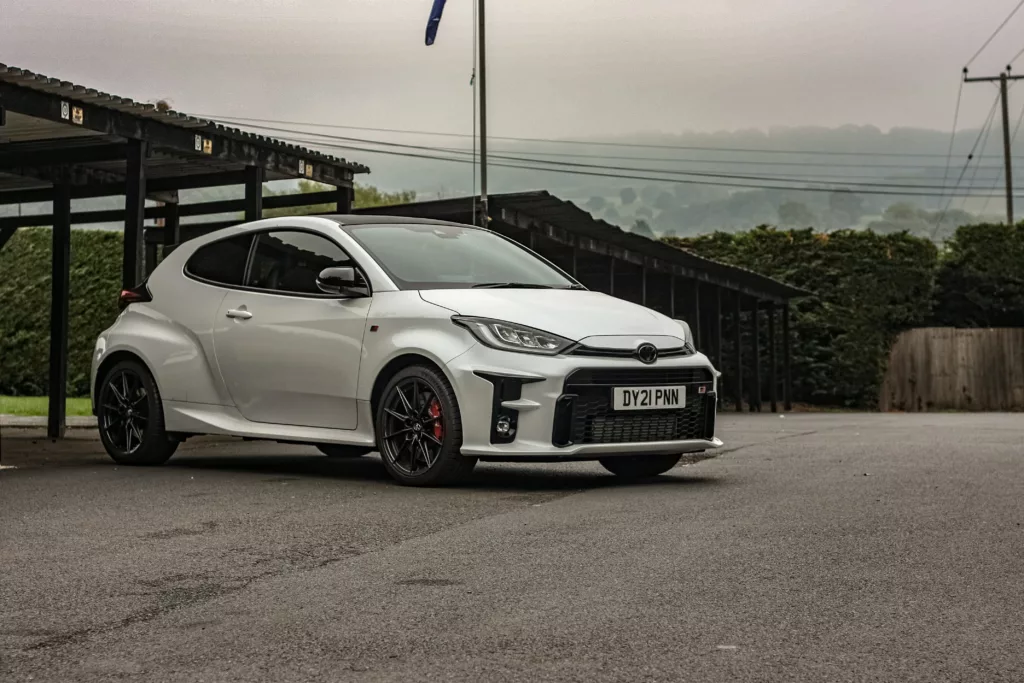 What Battery Does A 2007 Toyota Yaris Need? Battery Tools